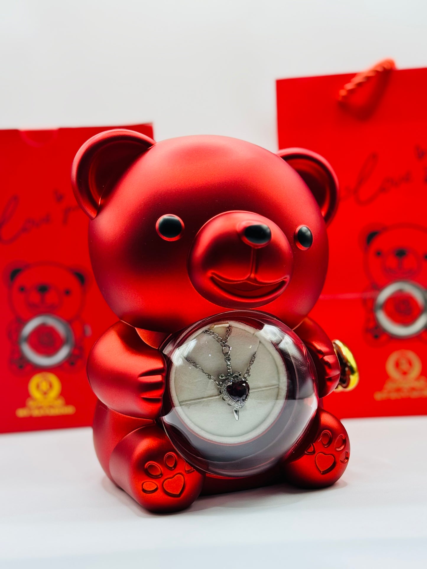 Urs cu trandafir criogenat si colier surpriza